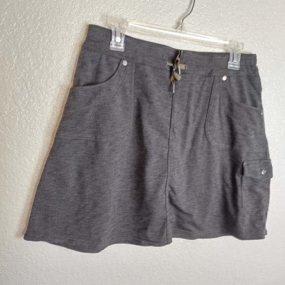 KUHL Womens Mova Cargo SKORT Dark Charcoal Gray, Golf Hiking sz M - Picture 3 of 7